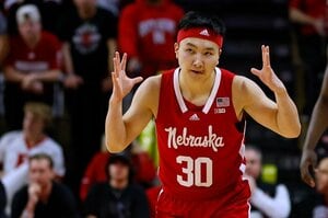 敵地の罵声に「シーッ！」全米を驚かせた富永啓生の肝っ玉…NBAドラフト予想に名前はないが、米識者の評価は？「トミナガは小柄すぎる。ただ…」