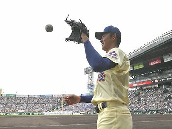 イニング平均球数わずか「12.39」。奥川恭伸の賢さは甲子園史に残る。＜Number Web＞ photograph by Hideki Sugiyama
