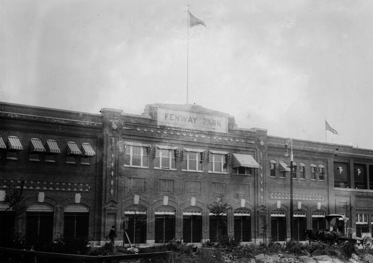 1914年撮影のフェンウェイパーク（レッドソックスの本拠地）　©Getty Images