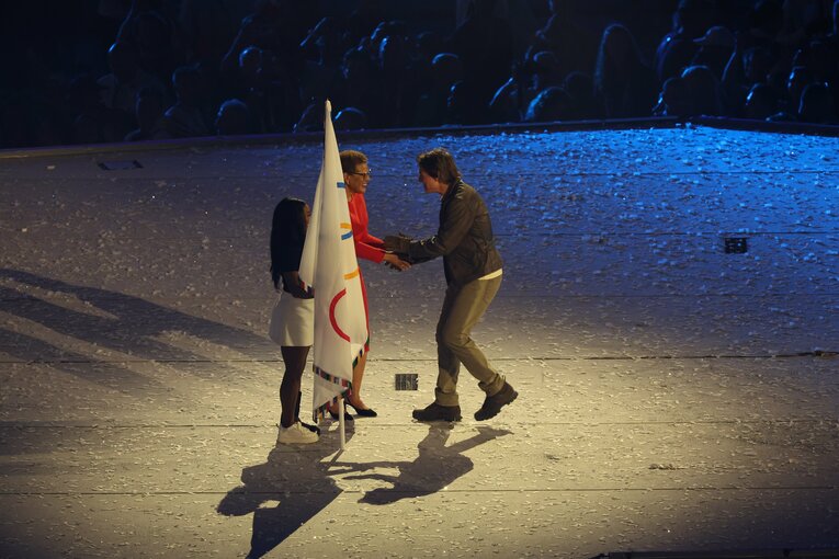 トム・クルーズ登場で大騒ぎ（全10枚中の7枚目）　©Tetsuya Higashikawa/JMPA
