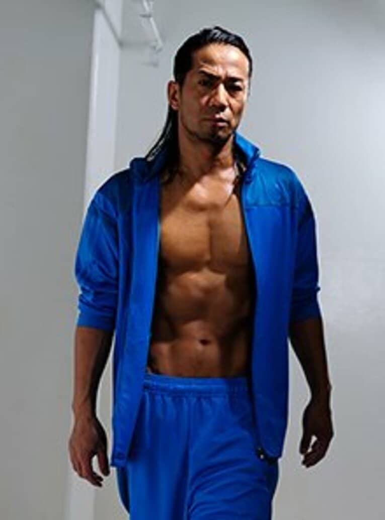 HIRO
ZOO、J Soul Brothersを経て、'01年EXILEとして活動開始。日本レコード大賞を3年連続受賞、NHK紅白歌合戦に8回出場するなど、日本を代表するダンス＆ボーカルユニットのリーダー兼、所属事務所の社長として活躍。今年限りでEXILEのパフォーマーから引退する。