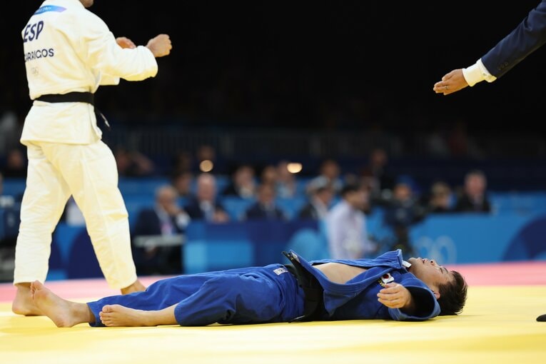 6秒ほど締め続けられ、永山は落ちた【2枚目／全3枚】　©JMPA