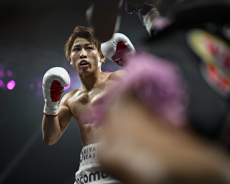 キム・イェジュンと対峙する井上尚弥　©Hiroaki Yamaguchi