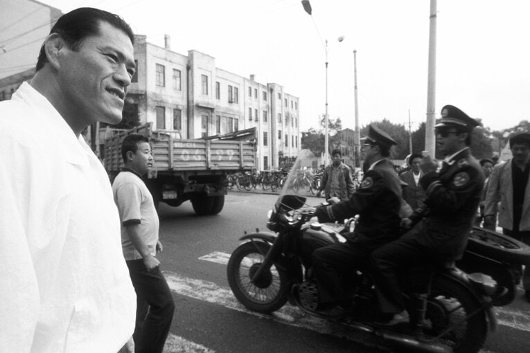 1990年9月、新日本プロレスを率いて中国の黒竜江省ハルビンに遠征したアントニオ猪木