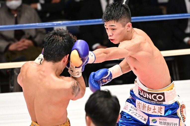 現地時間9月10日、WBO世界フライ級王者・中谷潤人が元WBO世界ライトフライ級王者アンヘル・アコスタ（プエルトリコ）の挑戦を受ける ／ photograph by AFLO