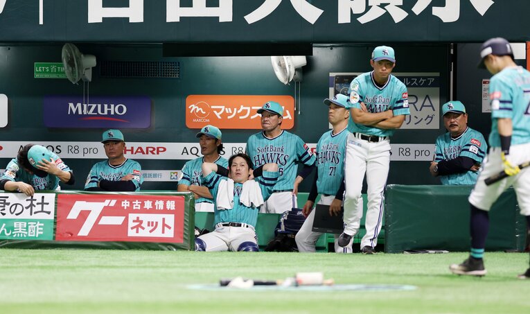 甲斐拓也もいるソフトバンク　©JIJI PRESS