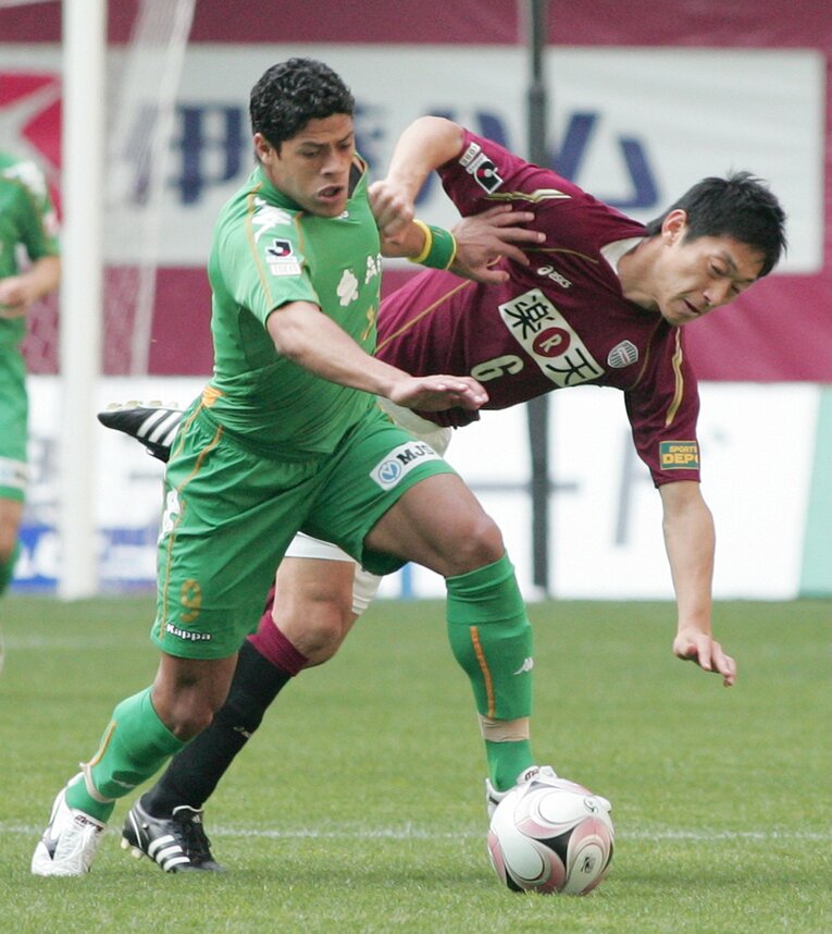 08年、ヴェルディ復帰時のフッキ　©JIJI PRESS