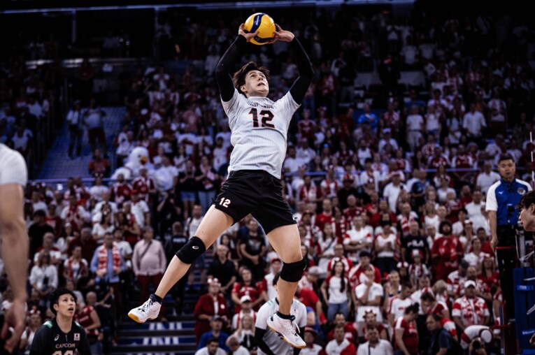 ネーションズリーグ準決勝（vsポーランド）©︎FIVB