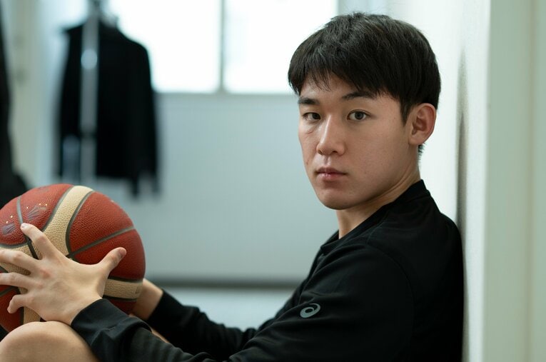 15歳でスペインへと渡り、今季からBリーグの川崎ブレイブサンダースに入団した岡田大河。異色の“逆輸入”選手の足跡とは？ ／ photograph by Tadashi Hosoda