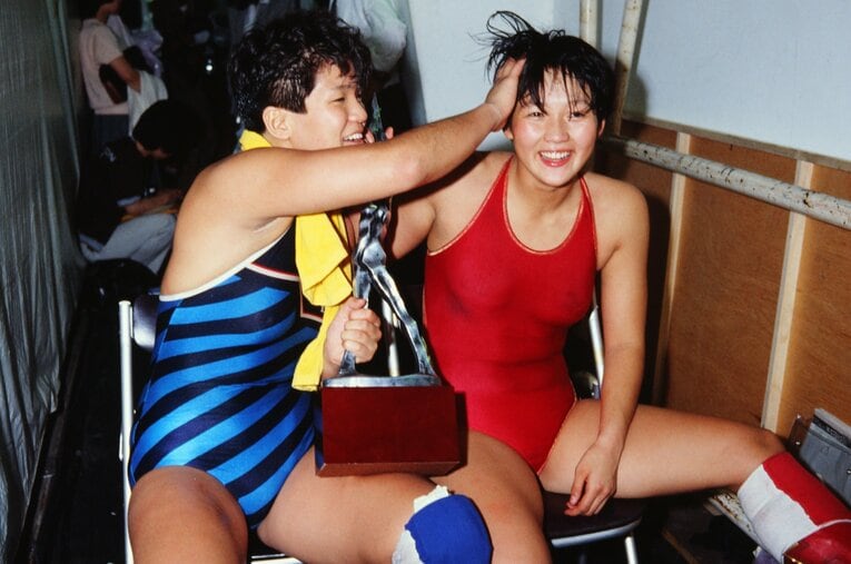 時代の寵児となったクラッシュ・ギャルズ。スポットライトの裏では、意外な“格差”もあった ／ photograph by AFLO