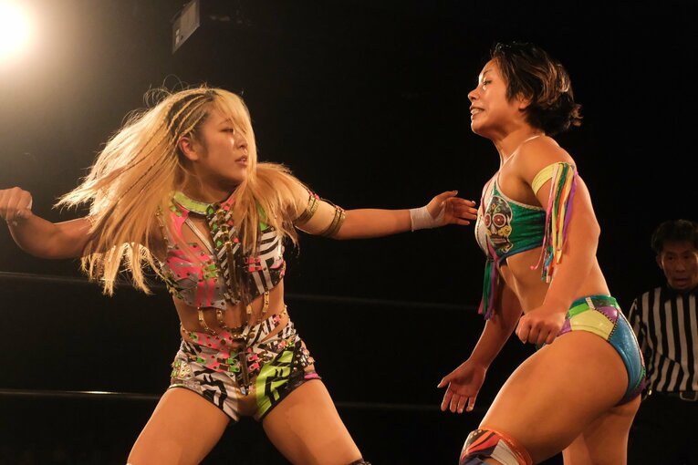 「あんまり胸を張って言えなくて…」悩んでいたAZMを受け入れた“5人のお姉ちゃん”との話…キャリア10周年「クソガキ全開で（笑）」(33)