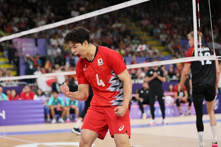 宮浦健人（パリ五輪 ドイツ戦）©︎Kaoru Watanabe/JMPA