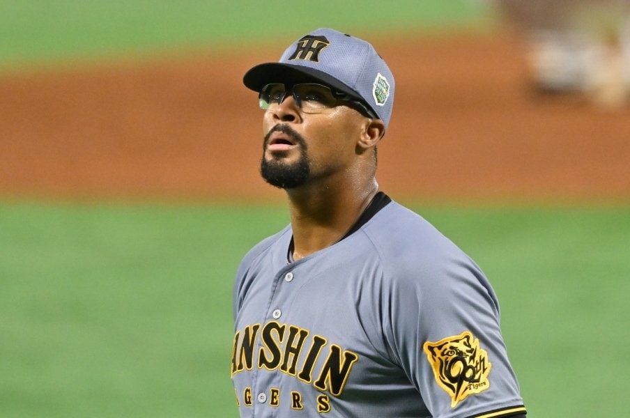 物議のデュプランティエ起用「なぜ藤川監督は理由明かさない？」じつは藤川球児が2年前に語っていた“批判への本音”「ご想像にお任せします」発言の真意＜Number Web＞ photograph by Hideki Sugiyama