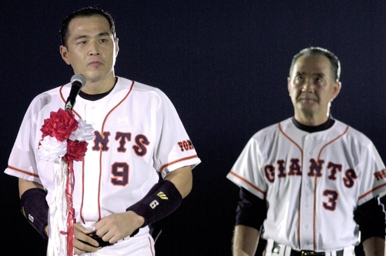 原辰徳の電話「バカ野郎、お前がやるんだ！バッテリーコーチ頼むぞ」巨人OB村田真一が明かす、現役引退を決めた日「開幕2～3日前、阿部でいくと…」＜Number Web＞ photograph by JIJI PRESS