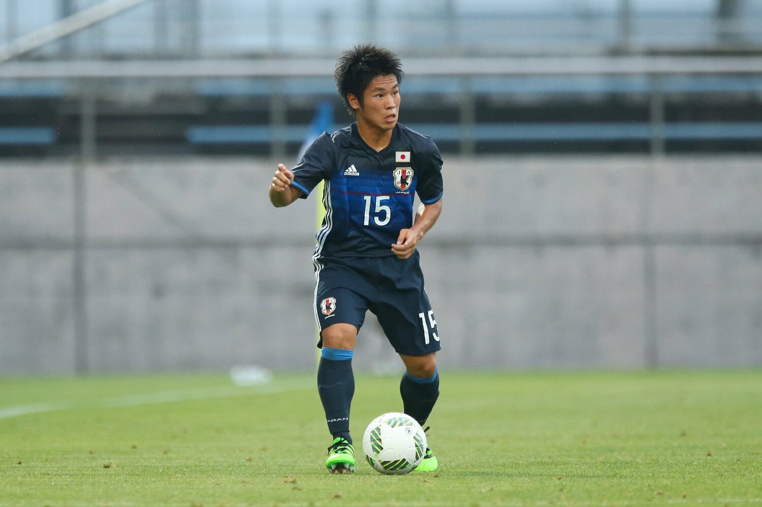 アンダー世代の代表では当初から中心選手として活躍した ©AFLO