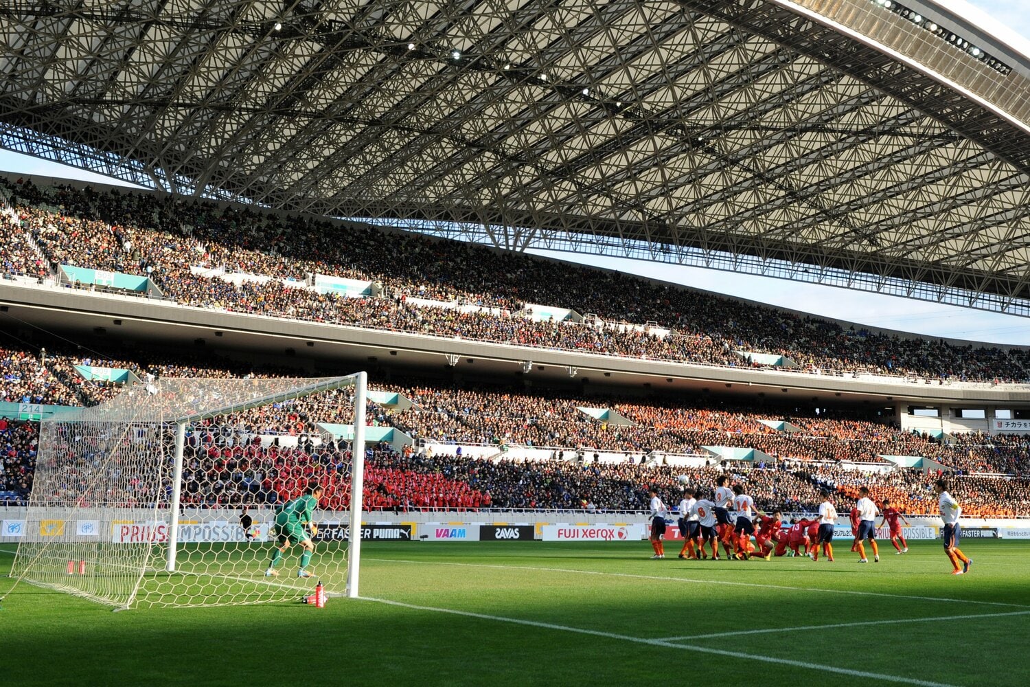 東福岡が選手権決勝で決めた「トリックFK」　©Etsuo Hara/Getty Images