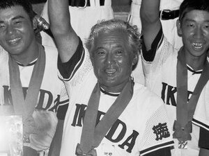 「大の酒好き」「豪快で革命的」甲子園の名門・池田高校と蔦文也監督に、“日本国民が熱狂”した深いワケ「田舎の公立校が甲子園3度優勝」奇跡はなぜ起きた?