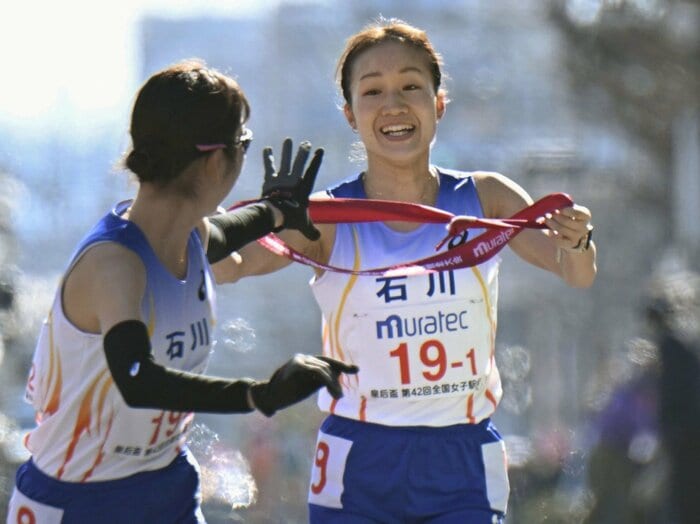 「被災した石川県のために…」石川代表・五島莉乃が全国女子駅伝で独走区間賞…笑顔で走りレース後に涙「速いだけじゃない、尊敬される選手」<Number Web> photograph by KYODO