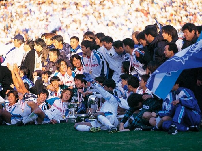 横浜フリューゲルス、最後の2カ月。楢崎正剛「優勝より寂しさの方が」＜Number Web＞ photograph by Shinichi Yamada/AFLO SPORT