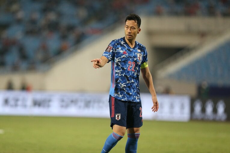 キャプテンとしてチームをまとめる吉田麻也　©JFA