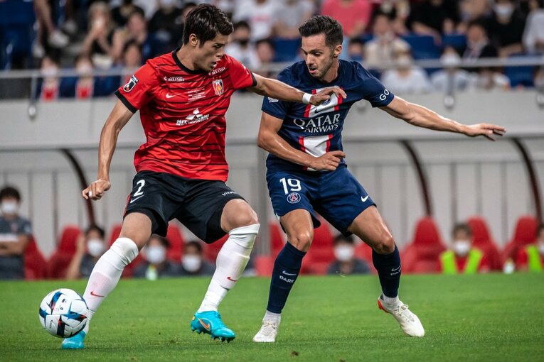 ナバスが高評価した浦和の酒井　©Sports Graphic Number