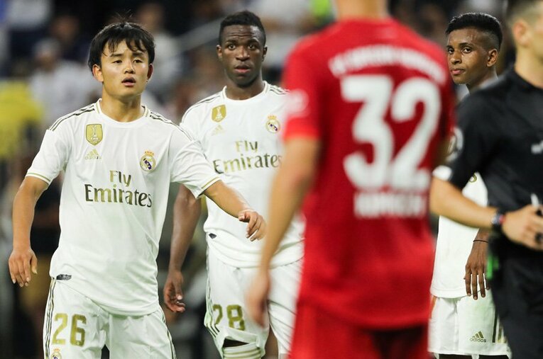 レアル時代の久保建英とビニシウス（中央）、ロドリゴ ©Getty Images