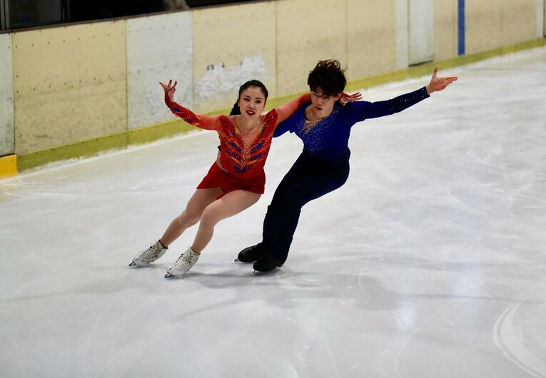 吉田唄菜＆森田真沙也組のフリー（1枚目）　©Sean Gillis