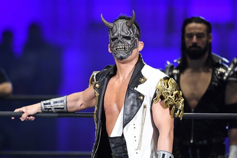 LIJを脱退したSANADAの入場シーン