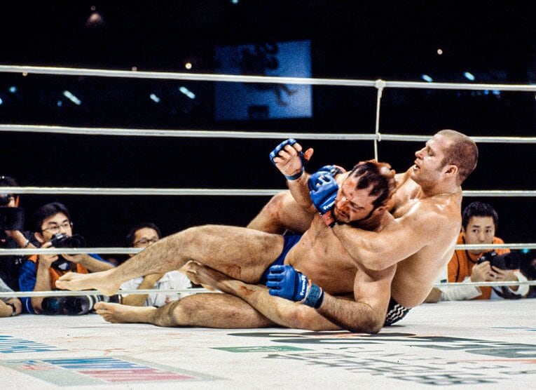 「PRIDE.23」のヒース・ヒーリング戦。1R終了時TKO勝ちでノゲイラへの挑戦権を手にした