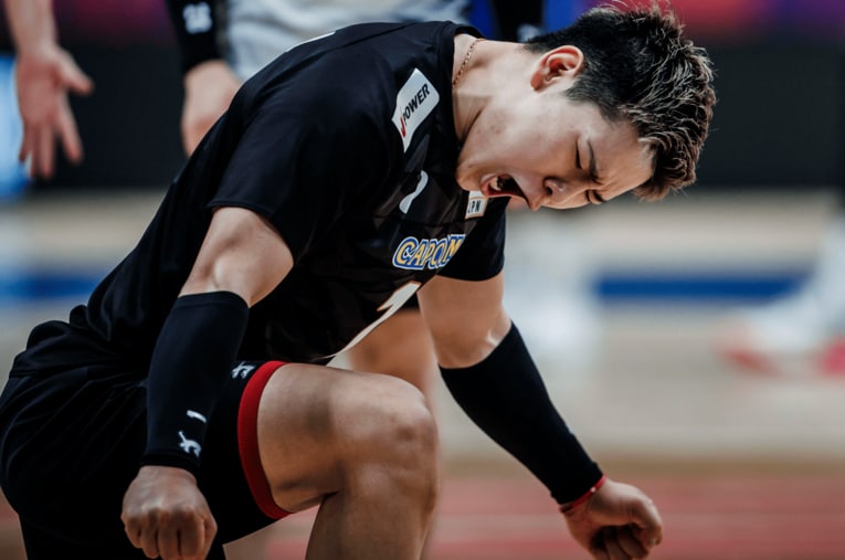 西田有志（VNLキューバ戦）©︎Volleyball World
