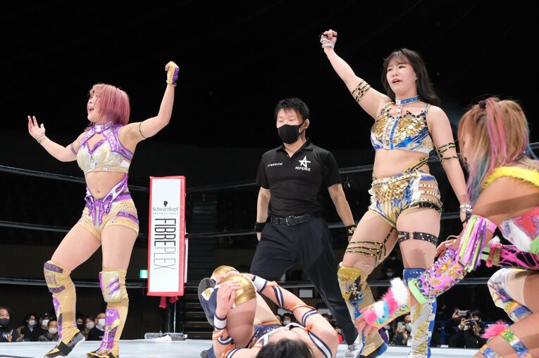 〈スターダム〉“永遠のライバル”キッドとAZMがついに激突…王座戦3wayマッチを前にAZM「同じリングにいるだけで楽しい」(17)