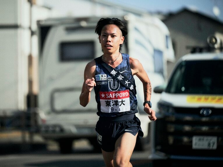 緒方は今大会4区9位で順位を2つ上げた　©Yuki Suenaga