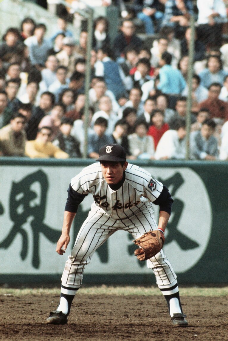 「江川卓vs原辰徳の初対決」1977年11月、明治神宮大会。法政大vs東海大。写真は東海大学時代の原辰徳　©JIJI PRESS