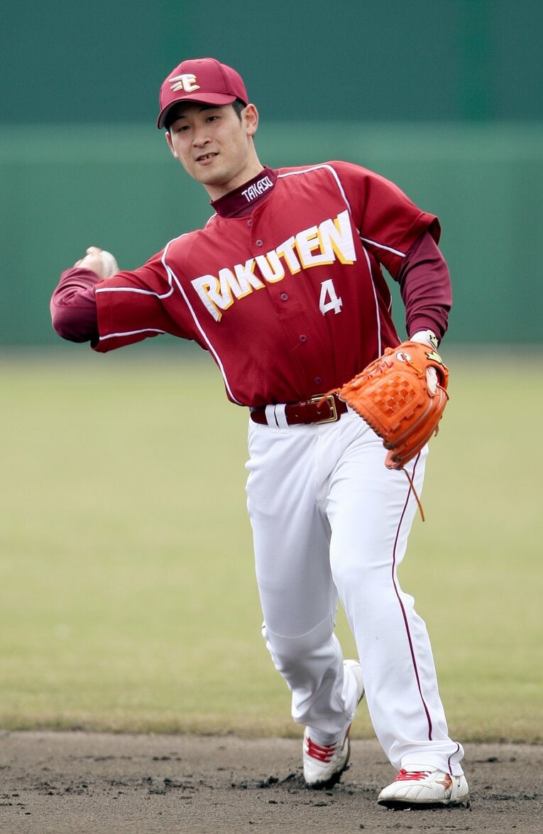当時、楽天のセカンドのレギュラーを務めていた高須　©JIJI PRESS