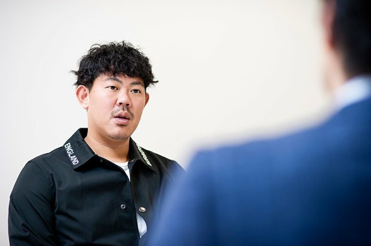 山口俊、メジャーへ意気込みを語る。先発ローテ入りへ「力まず、焦らず」(2)