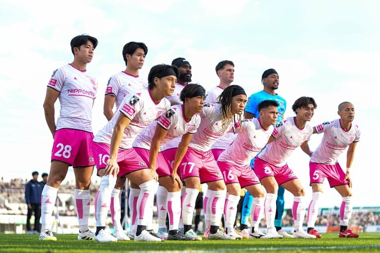 優勝を決めた相模原戦のスタメン　©Tsutomu Kishimoto