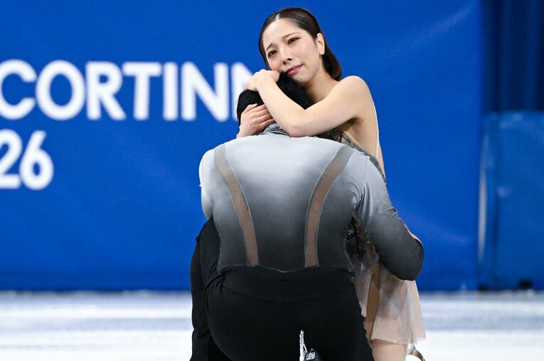 SP5位から大逆転での金メダルを獲得したりくりゅう　©Asami Enomoto／JMPA