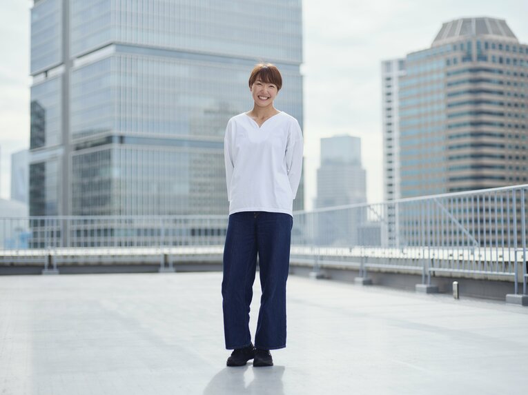 寺田選手と夫の佐藤さん、インタビュー特撮（※スワイプで他カットも見られます）　©Yuki Suenaga