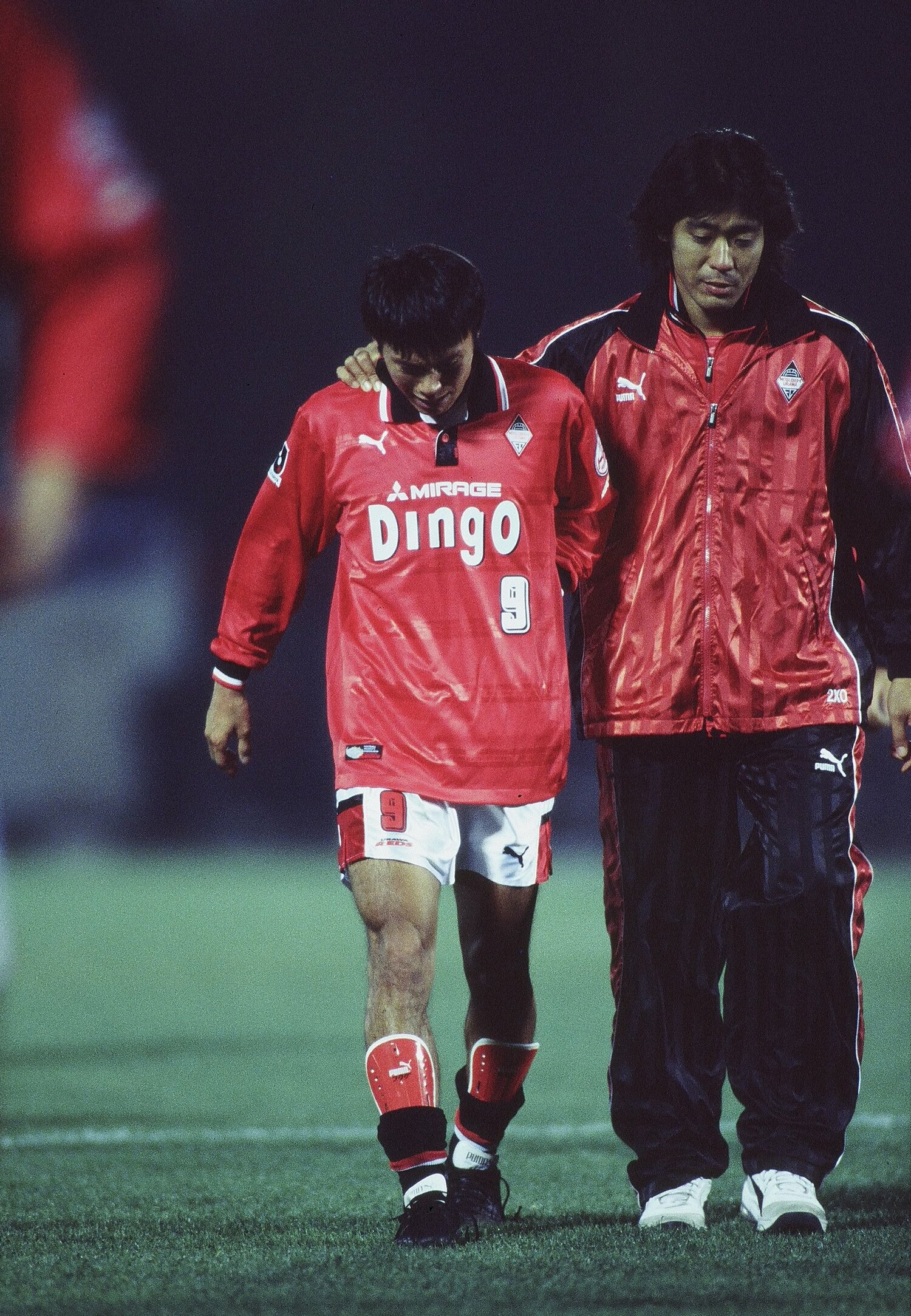 J2降格が決まり、涙に暮れる福田正博（1999年）　©︎J.LEAGUE