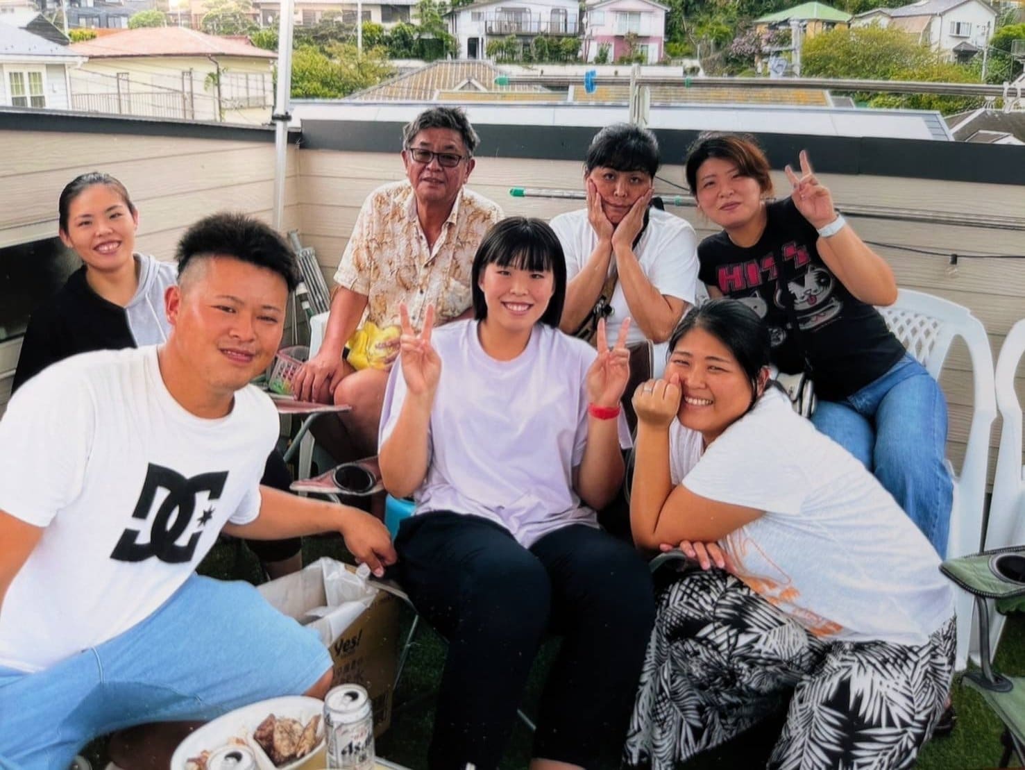 島村家の家族団らん (写真=母・伊緒里さん提供)