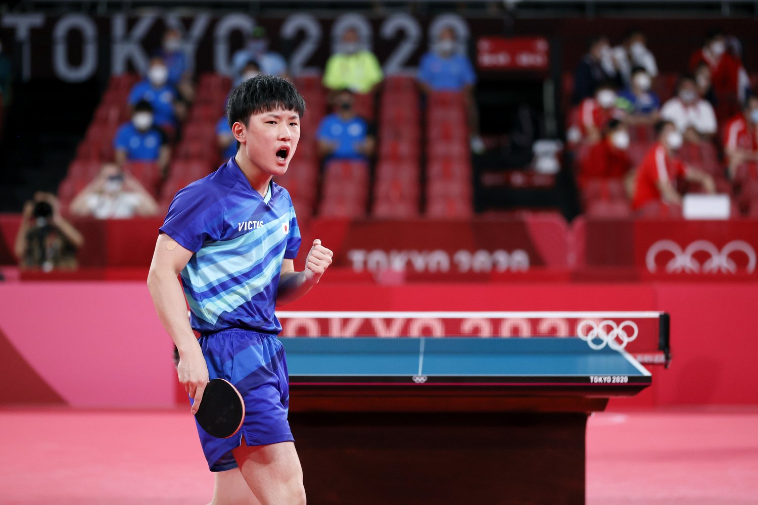 8月2日の男子団体初戦では見事勝利