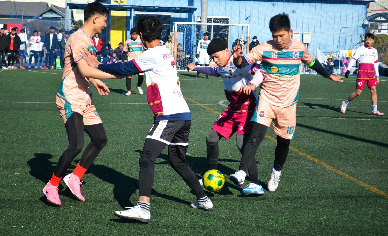 「試合の模様。球際はなかなか激しい」©︎Takashi Kumazaki