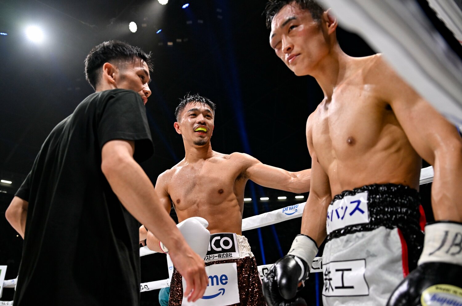「ナカタニに食らいつくなんて…」中谷潤人と西田凌佑“衝撃のTKO決着”に英国人記者も興奮「中谷は増量したらもっとすごいボクサーになる」<Number Web> photograph by Hiroaki Finito Yamaguchi