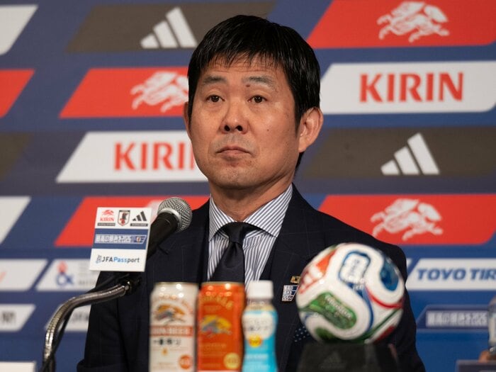 「彼が選ばれないなんて…」守田英正でも三笘薫でもなく…W杯日本代表落選で難敵・オランダの記者が嘆く“ある選手”「日本はどれだけ層が厚いんだ」＜Number Web＞ photograph by Tadashi Hosoda
