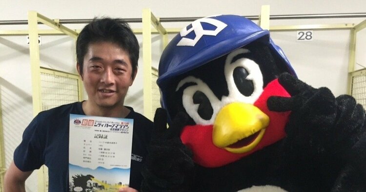 ヤクルト・つば九郎の元広報担当が語る秘話。フリップ芸の誕生から契約