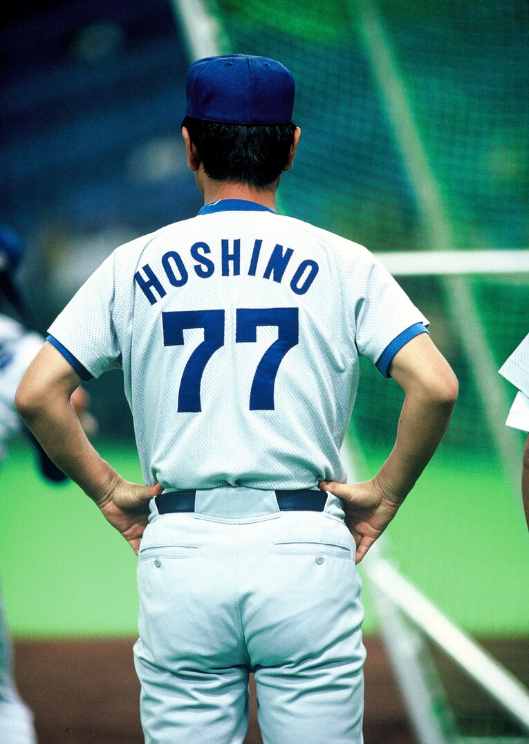 「闘将」星野仙一監督。グラウンドでは常に戦う姿勢を貫いた　©︎BUNGEISHUNJU