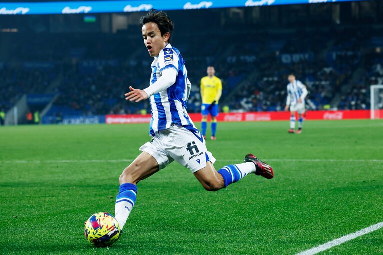 「久保建英と名手シルバの相性が抜群」な決定的瞬間…“90＋11分フル出場”を撮って感じるソシエダ監督の「クボへの高い信頼」(52)