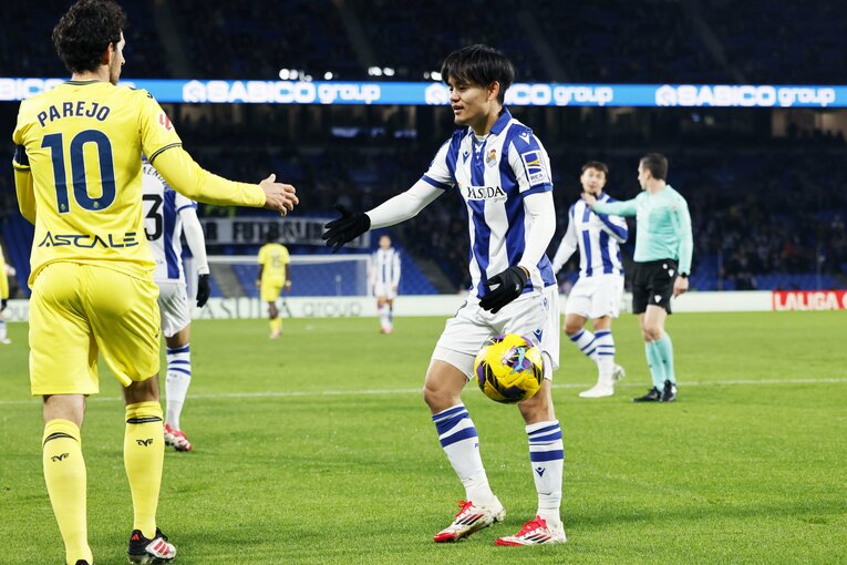 そしてお互いに手を合わせあった　©Daisuke Nakashima