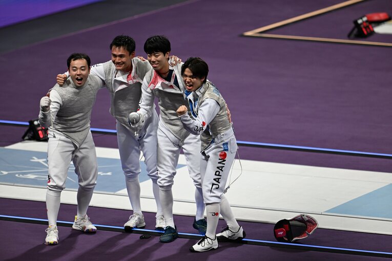 男子フルーレ団体決勝戦　©Naoya Sanuki/JMPA