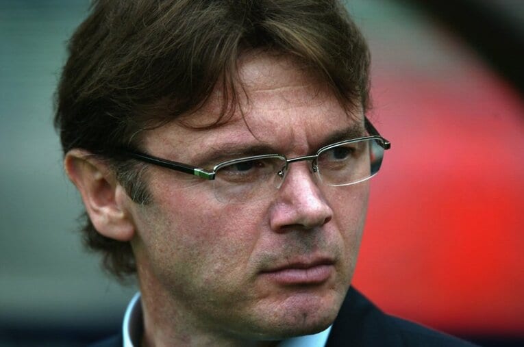 日本代表監督として日韓ワールド杯を含む4年間指揮を執ったトルシエ。国際Aマッチの通算成績は23勝12敗15分だった ／ photograph by Getty Images